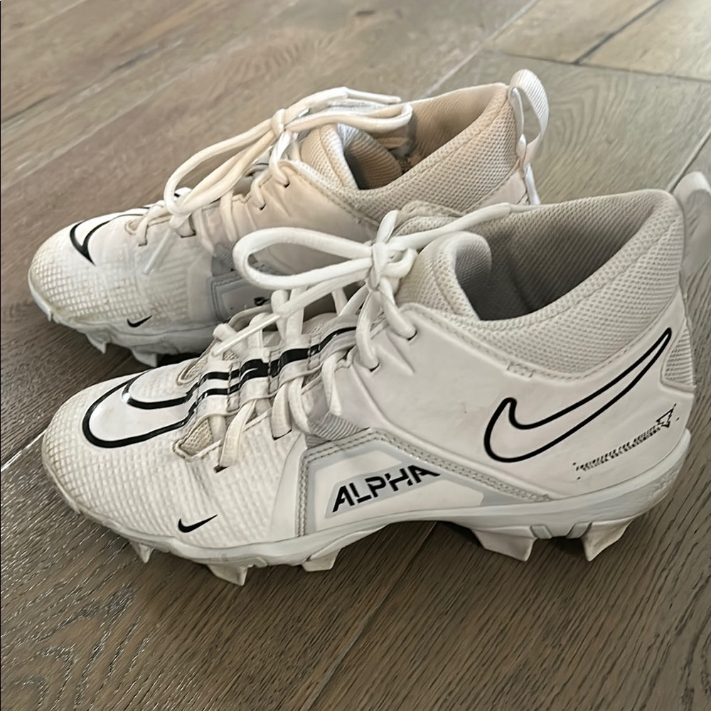 Nike Kids Alpha Football Cleats - White - Size 5.5